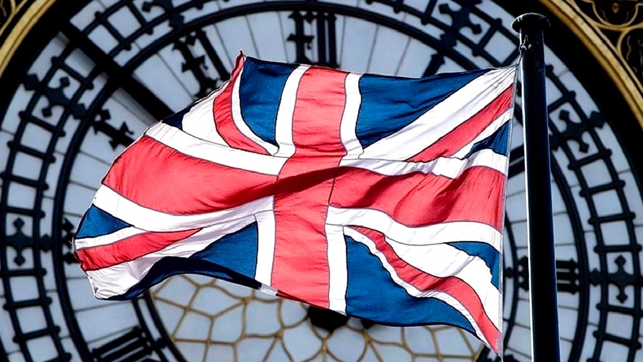 İşçi Partisi'nin ilk bütçesi, 40 milyar sterlinlik vergi artışı ile