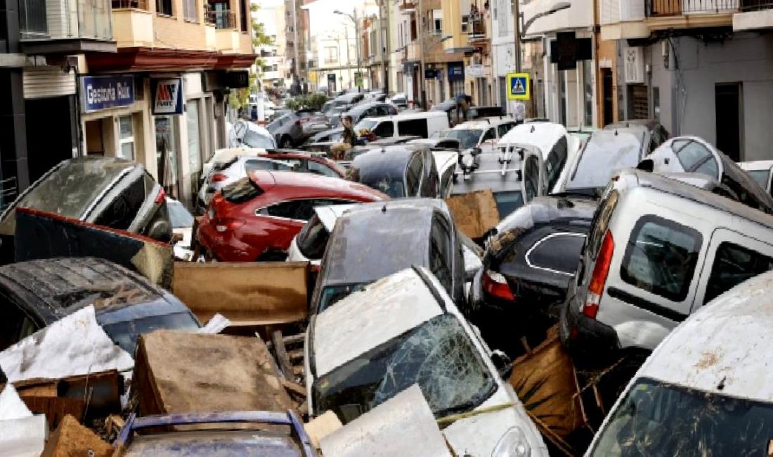 İspanya’da Sel Felaketi: Can Kaybı 95’e Yükseldi İspanya'da meydana gelen sel felaketi, can kaybını 95'e yükseltti. Bölgedeki