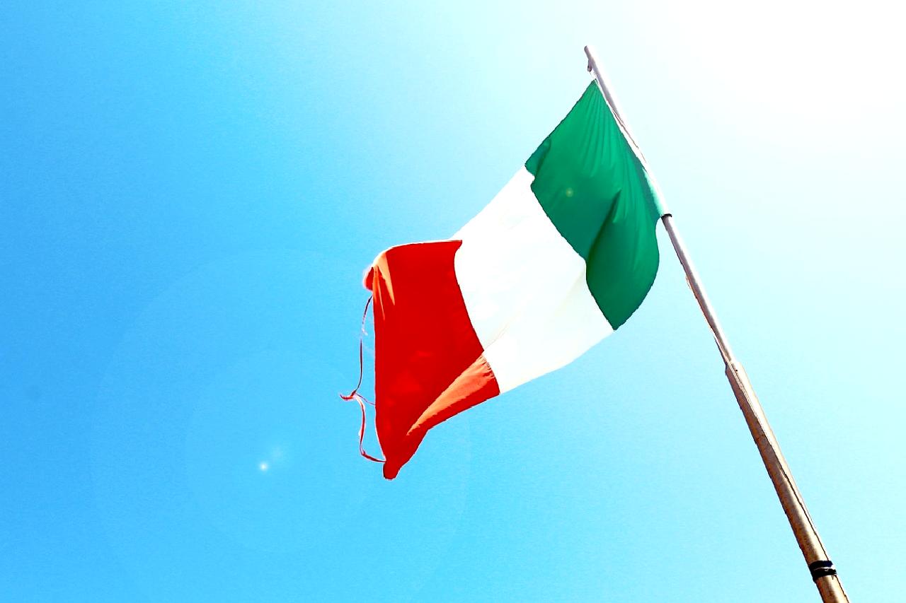 İtalya'nın kripto paralar için yeni vergi düzenlemeleri, yatırımcılar ve işletmeler