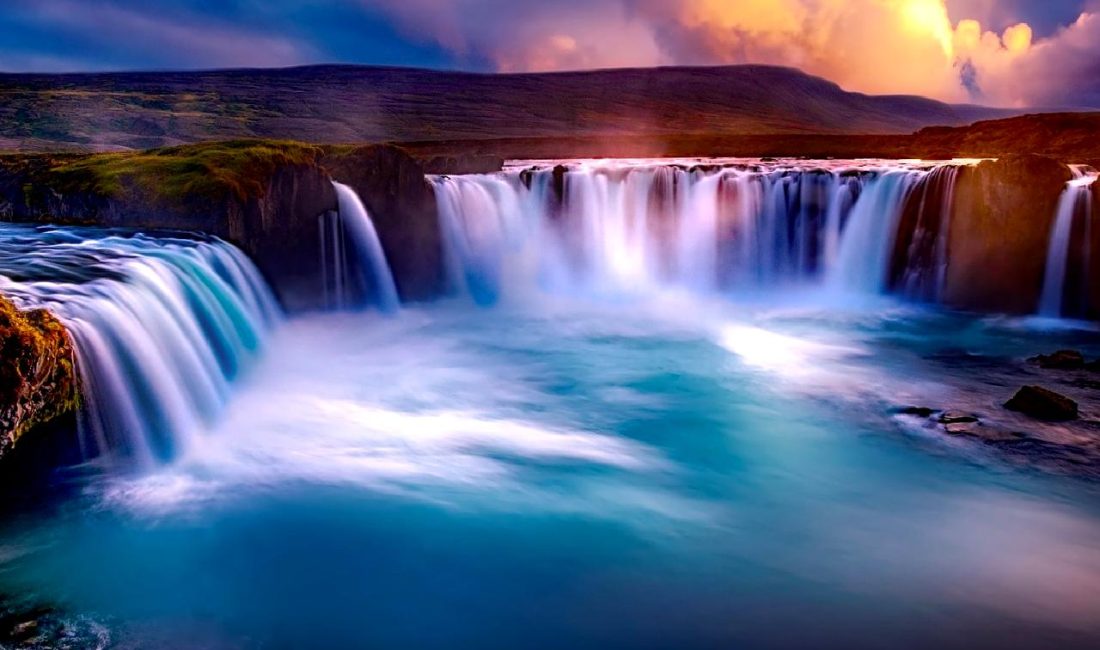 İzlanda'da siyasi kriz derinleşti. Koalisyon hükümeti, iç anlaşmazlıklar nedeniyle dağıldı.