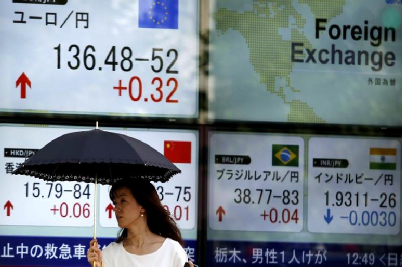 Japonya Maliye Bakanı Kato, yen ile ilgili önemli açıklamalarda bulundu.