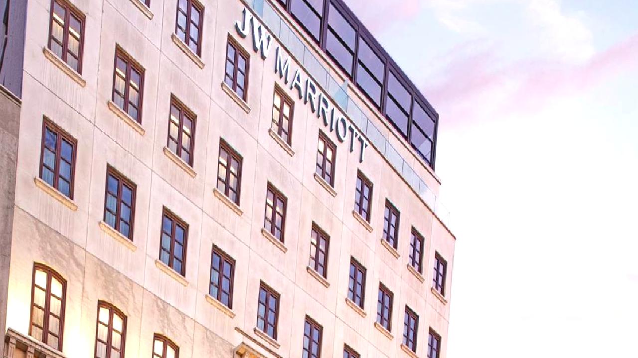 JW Marriott Istanbul Bosphorus, lüks konaklama deneyimi ile tarihi ve