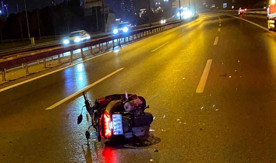 Kağıthane’de Motosiklet Kazası: İki Kişi Hayatını Kaybetti Kağıthane'de meydana gelen motosiklet kazasında iki kişi hayatını kaybetti. Olayın