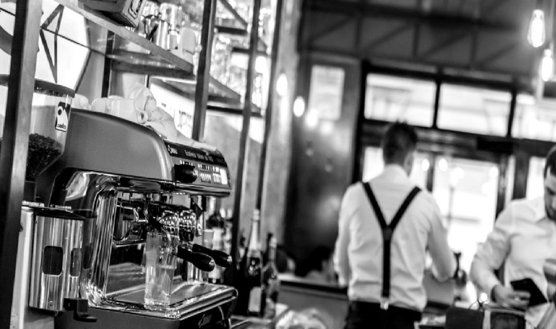 Kahve makineleri pazarında yenilikçilik ve büyüme trendlerini keşfedin. Sektördeki son