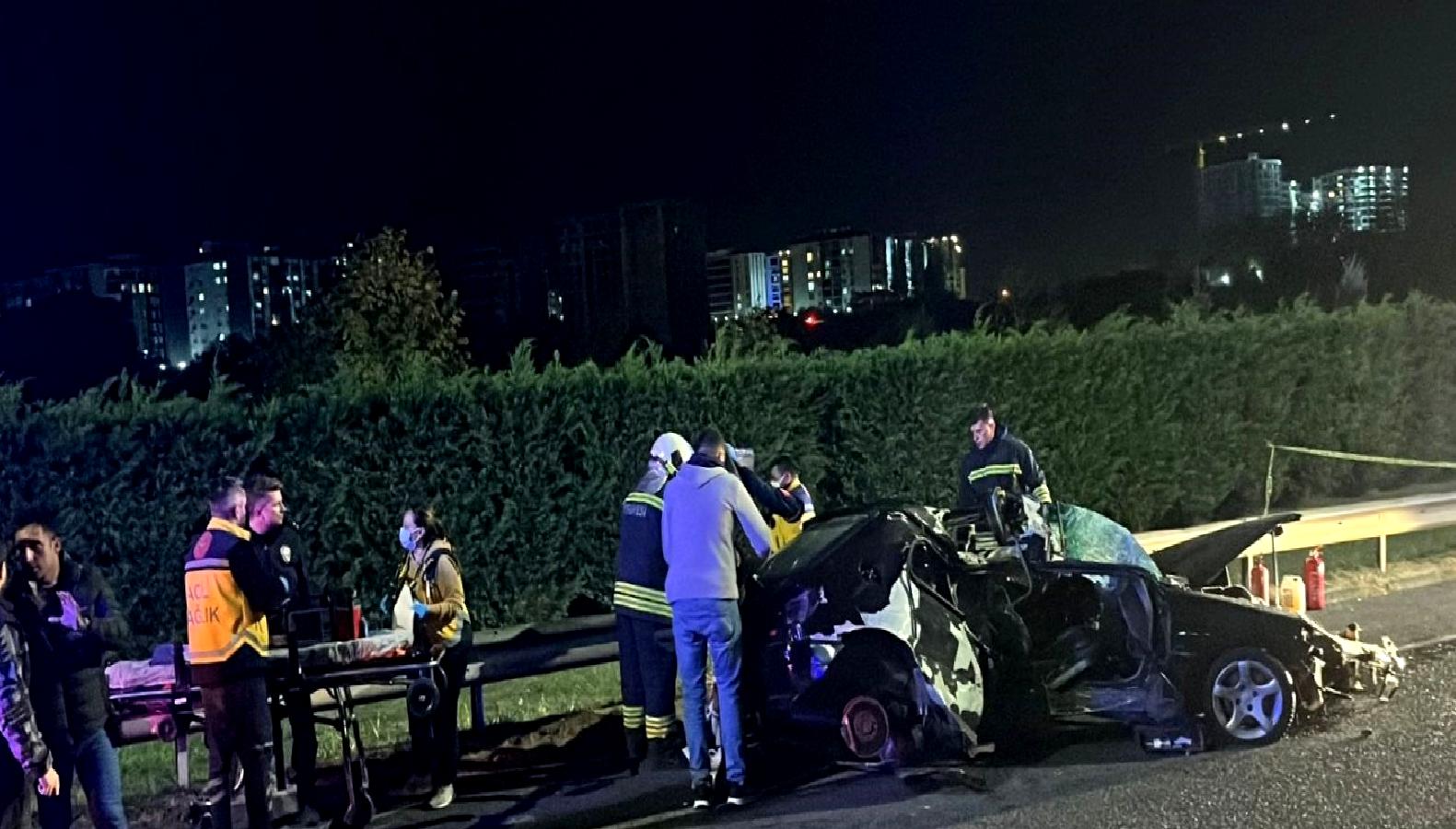 Kapaklı-Çerkezköy karayolunda meydana gelen feci kazada bir kişi hayatını kaybetti.