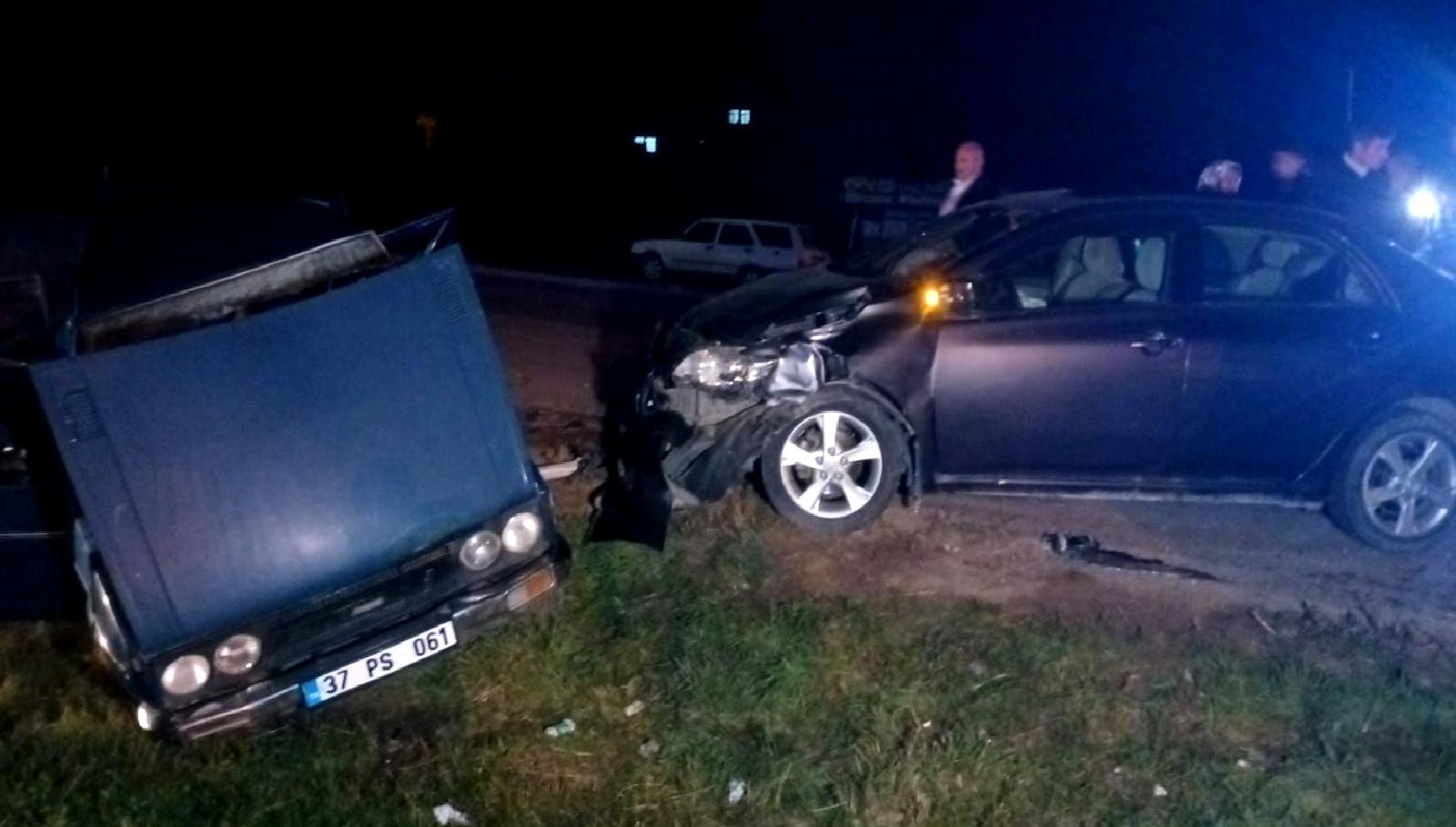 Kastamonu'da meydana gelen trafik kazasında 10 kişi yaralandı. Olayın detayları,