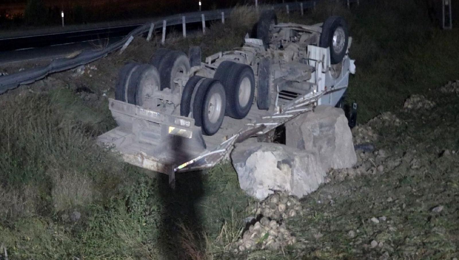 Kayseri'de meydana gelen trafik kazasında öğretmenlerin hayatını kaybetmesi, eğitim camiasını