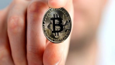 Kripto para piyasasındaki son gelişmeleri keşfedin! Cosmos ve Ethereum balinalarının