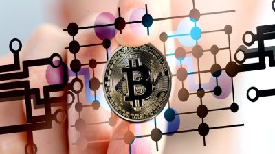 Kripto para piyasasında son gelişmelerle Bitcoin ve Ethereum öne çıkıyor.