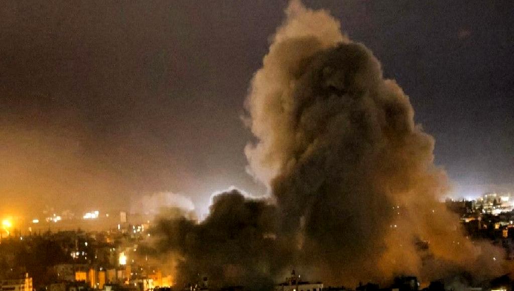 Lübnan'daki saldırılar, bölgedeki insani krizi derinleştiriyor. Bu içerikte, çatışmaların etkilerini,