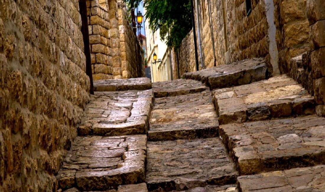 Lübnan’dan Türkiye’ye Dönüş Seferi Düzenlendi Lübnan'dan Türkiye'ye düzenlenen seferle ilgili tüm bilgilere ulaşın. Seyahat detayları,