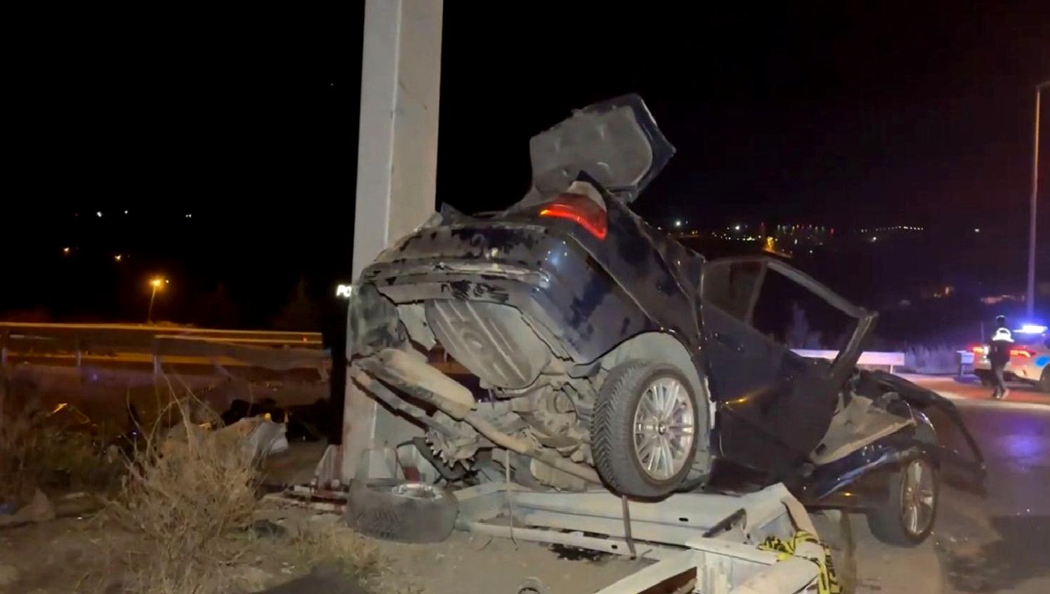 Mamak'ta meydana gelen feci kazada 4 kişi hayatını kaybetti. Olayın