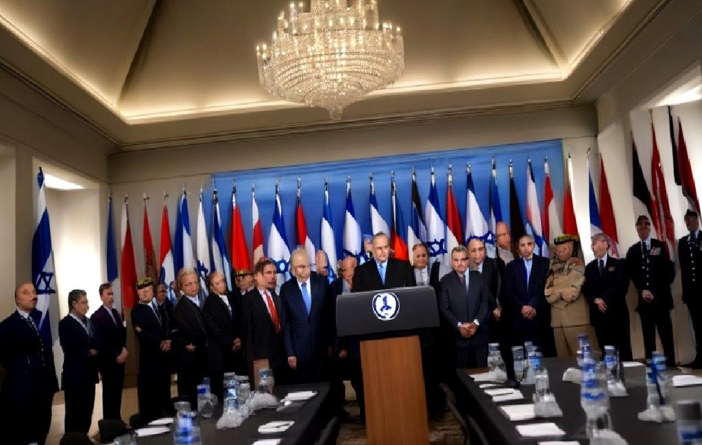 Netanyahu’dan Sinvar’ın Ölümü ve Gazze Operasyonları Hakkında Açıklama Netanyahu, Sinvar'ın ölümü ve Gazze operasyonları hakkında kritik açıklamalarda bulundu.