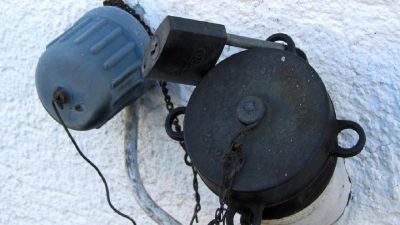 Petrol fiyatlarındaki olası artışlar, ekonomik etkileri ve uzman görüşleriyle birlikte