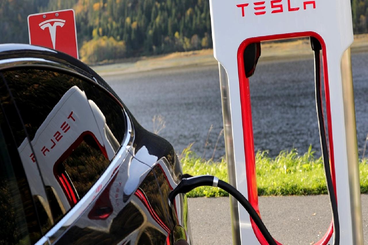 Tesla'nın Bitcoin varlıklarını yeniden yapılandırmasının detayları ve bu sürecin kripto