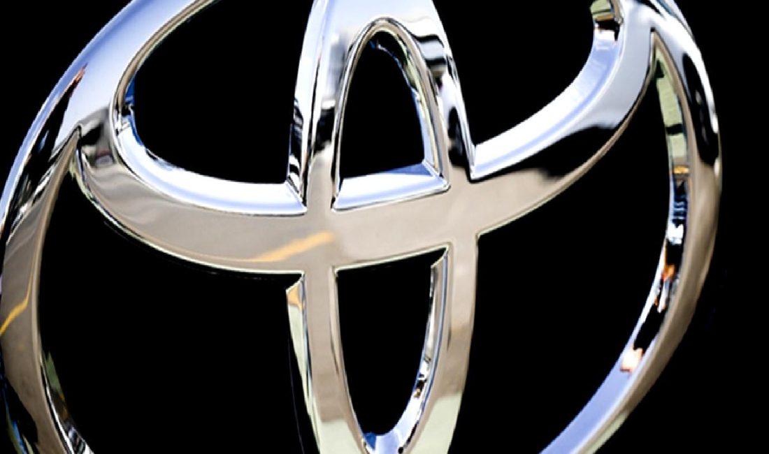 Toyota Avrupa’da Rekor Satış ve Türkiye’de Hibrit Liderliği Toyota, Avrupa'da rekor satış rakamlarına ulaşırken, Türkiye'de hibrit araç pazarında