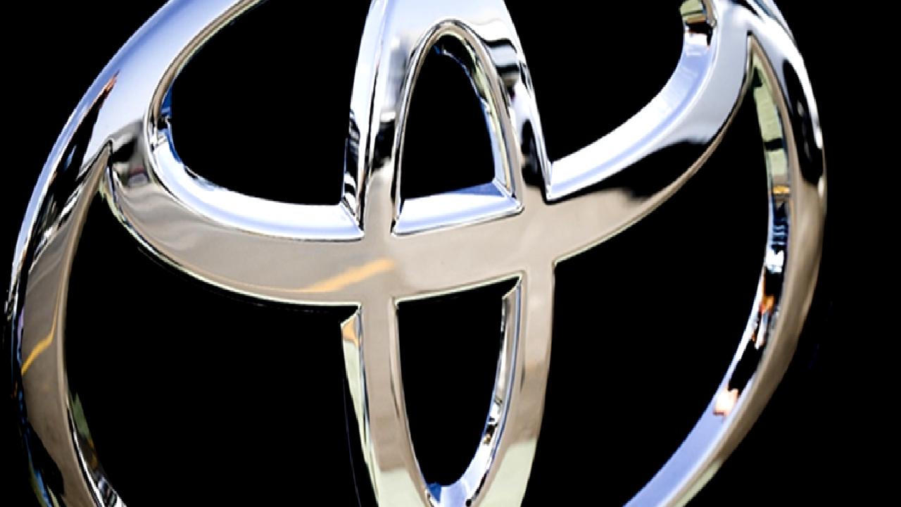 Toyota, Avrupa'da rekor satış rakamlarına ulaşırken, Türkiye'de hibrit araç pazarında
