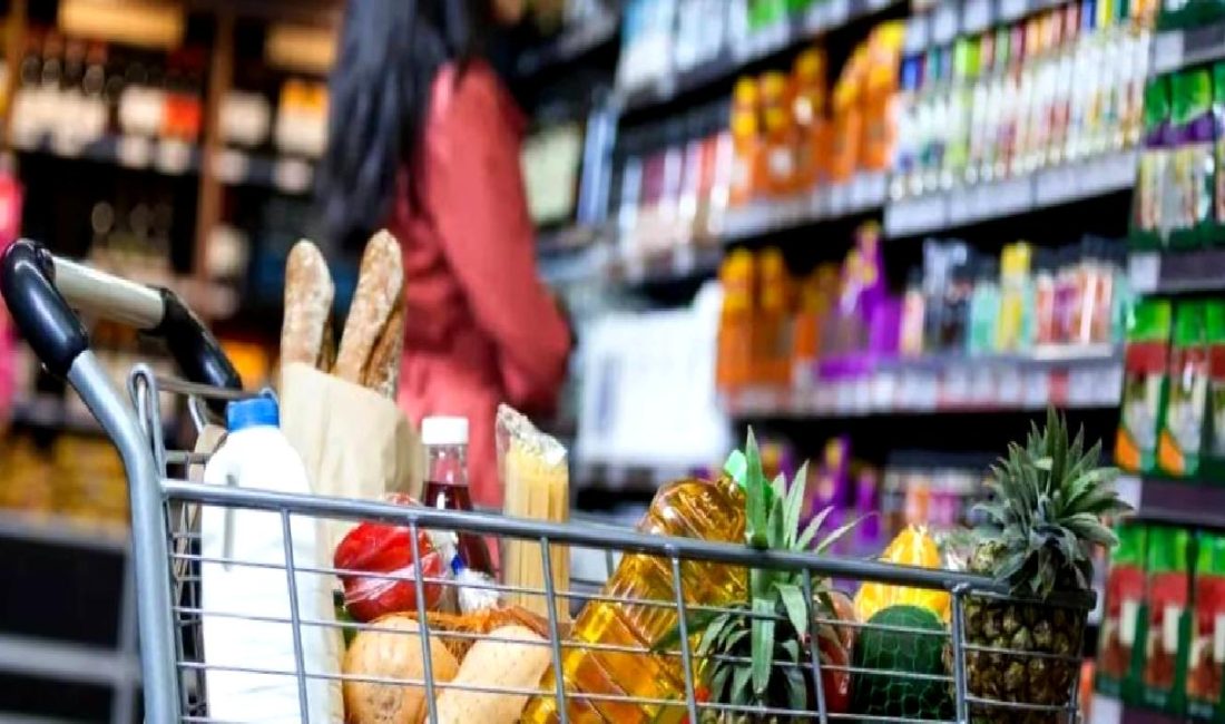 Tüketici Konfederasyonu’ndan Gramaj ve İndirim Hilelerine Dikkat Uyarısı Tüketici Konfederasyonu, gramaj ve indirim hilelerine karşı tüketicileri uyarıyor. Alışveriş