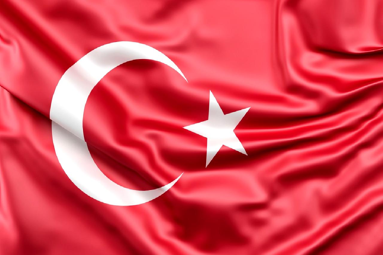 Türkiye'nin ekonomik hedefleri ve uluslararası yatırımlarını keşfedin. Bu içerikte, ülkemizin