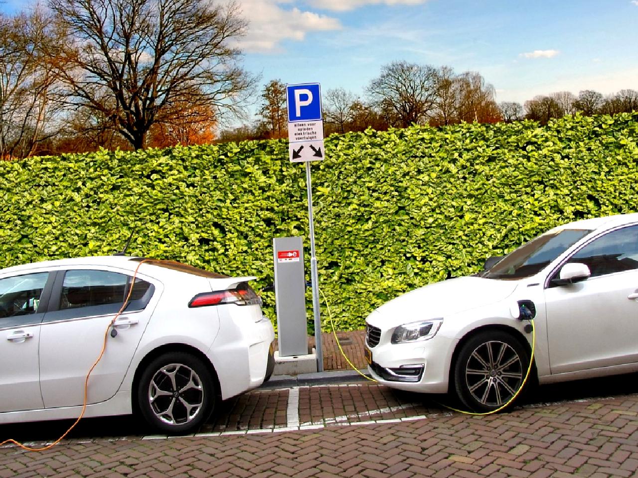 Volvo, üçüncü çeyrek kârı ile yatırımcıları hayal kırıklığına uğratarak beklentilerin