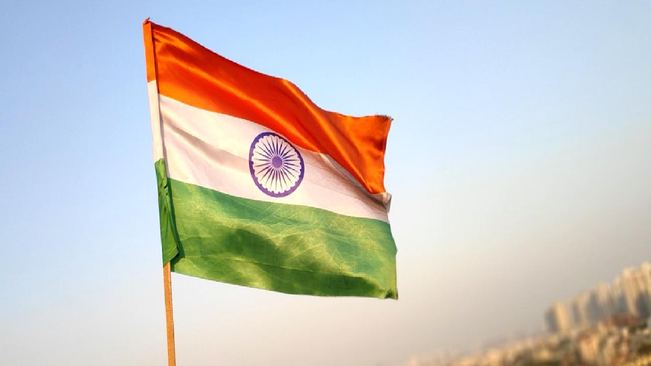 Yatırımcılar, Hindistan'daki belirsizliklerden kaçınmak için Çin hisse senetlerine yöneliyor. Bu