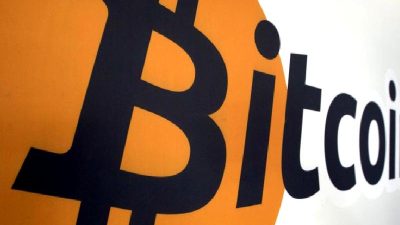 ABD Merkez Bankası'nın faiz indirimi, piyasalarda dalgalanmalara yol açarken, Bitcoin'in