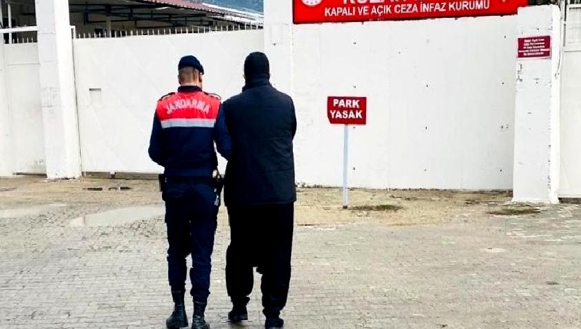 Adana'da firari hükümlülerin yakalanması için düzenlenen operasyonlar, güvenlik güçlerinin kararlılığını
