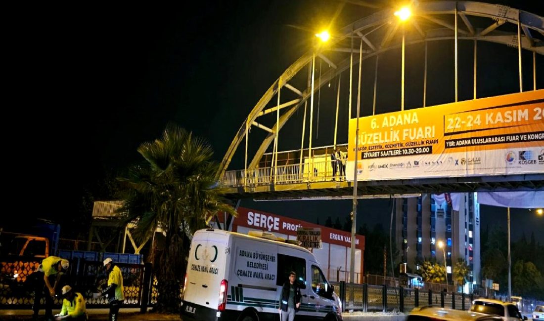 Adana’da Yaşlı Adamın Trafik Kazasında Hayatını Kaybetmesi Adana'da meydana gelen trafik kazasında yaşlı bir adam hayatını kaybetti.