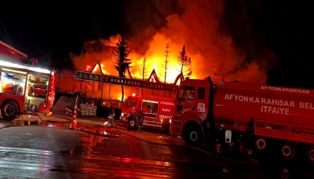 Afyonkarahisar'da bir restoranda meydana gelen yangında 1 kişi hayatını kaybetti,