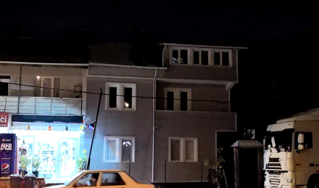 Akhisar’da Anten Temizlerken Düşen Adam Hayatını Kaybetti Akhisar'da anten temizlerken düşen bir adam hayatını kaybetti. Olayın detayları