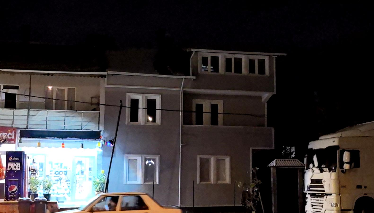 Akhisar'da anten temizlerken düşen bir adam hayatını kaybetti. Olayın detayları