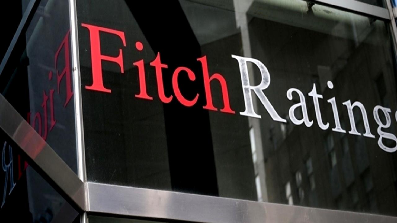 Bu içerikte, Almanya'daki koalisyon hükümetinin dağılmasının ekonomik etkilerini inceliyoruz. Politika