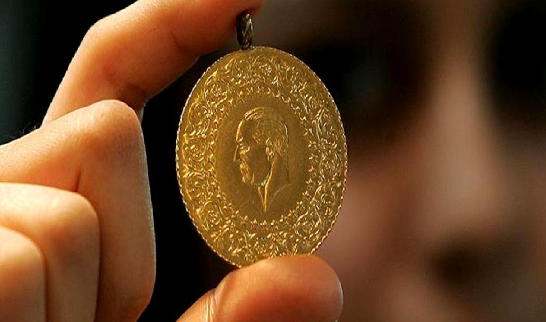 Altın Fiyatları ve Yatırım Stratejileri Altın fiyatları ve yatırım stratejileri hakkında kapsamlı bilgiler edinin. Yatırımcılar