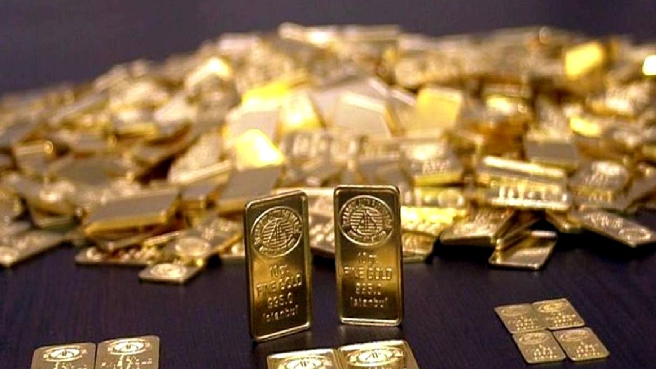 Altın fiyatlarında son dönemlerde yaşanan rekor artışlar, yatırımcıların dikkatini çekiyor.