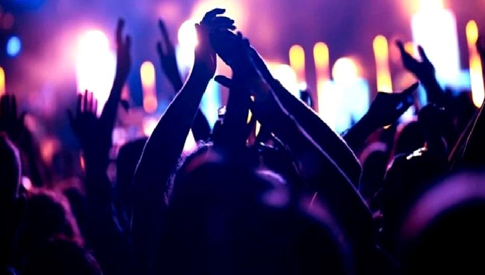 Antalya'da yaşanan cinsiyet temelli ayrımcılık skandalı, bir erkeğin tek biletle