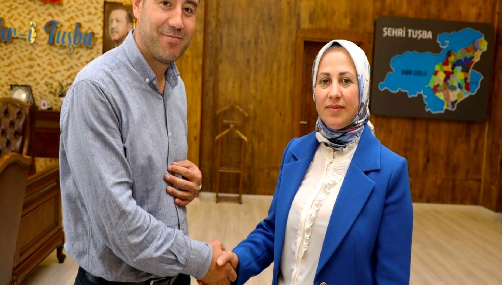 Bahçesaray Belediye Başkanı Ayvaz Hazir'in yargı süreci, adaletin işleyişi ve