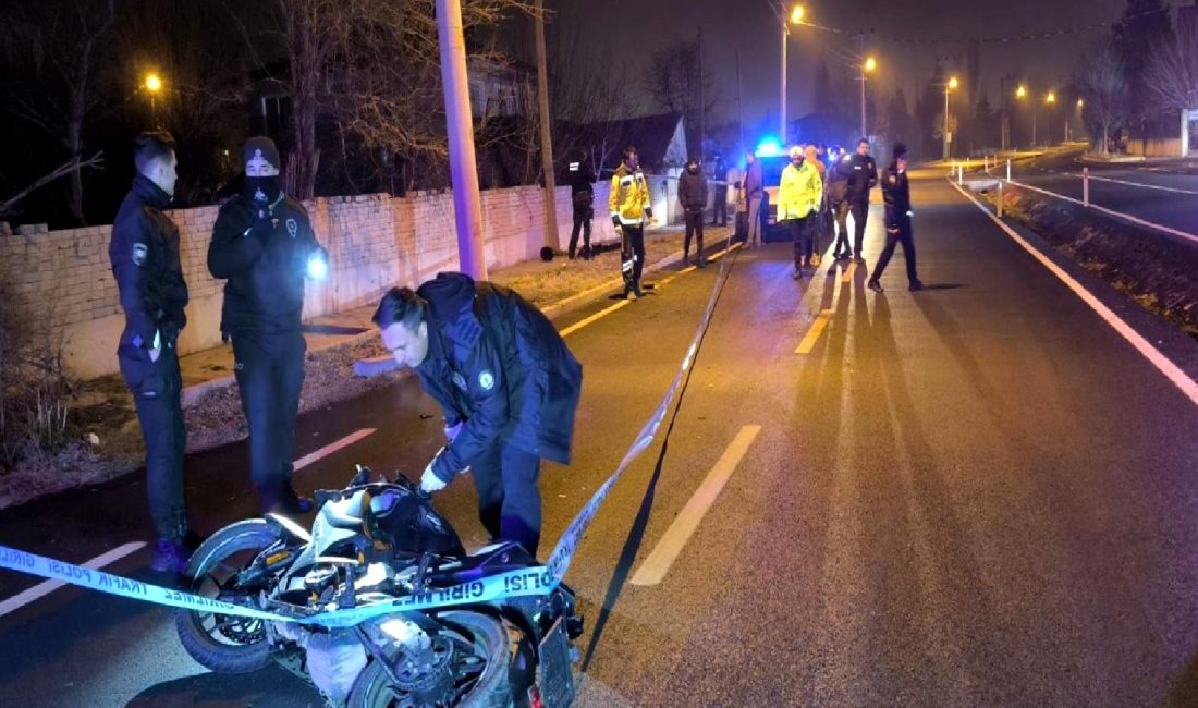 Bilecik’te Motosiklet Kazası: 21 Yaşındaki Genç Hayatını Kaybetti Bilecik'te meydana gelen motosiklet kazasında 21 yaşındaki bir genç hayatını
