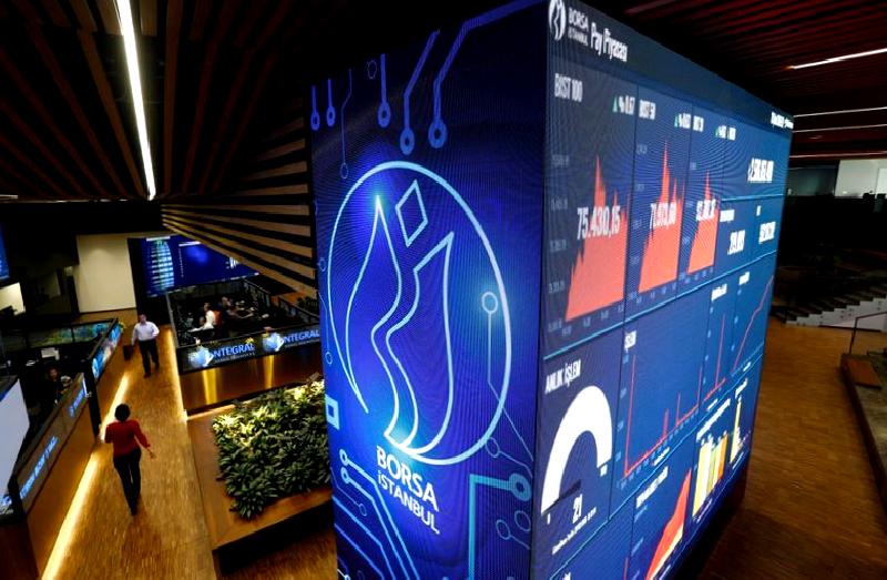 BIST 100 endeksi, yeni güne yükselişle başlayarak yatırımcılara umut verdi.