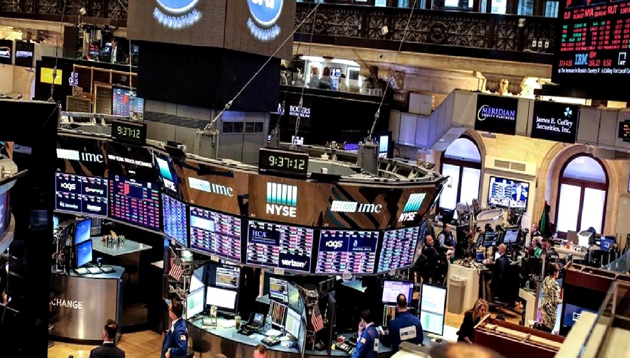 BIST 100 Endeksi ve küresel piyasa gelişmeleri hakkında detaylı analizler,