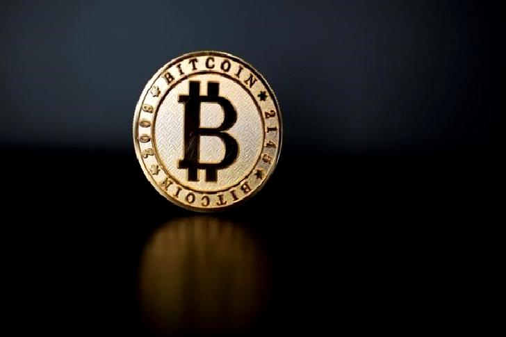 Bitcoin Rekor Kırdı: Trump’ın Kripto Ticareti İlgisi Bitcoin, Trump'ın kripto ticareti ilgisiyle rekor kırdı! Bu yazıda, Bitcoin'in