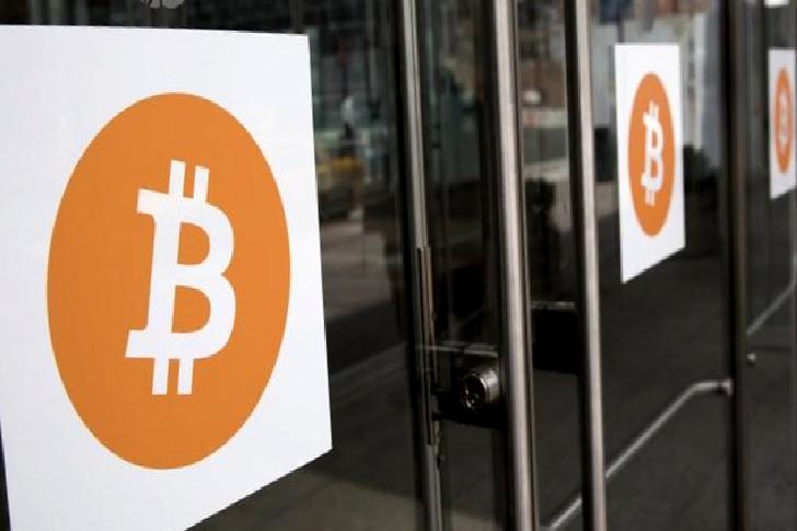 BlackRock'ın iShares Bitcoin Trust (IBIT) opsiyonları, kripto para piyasasında yeni