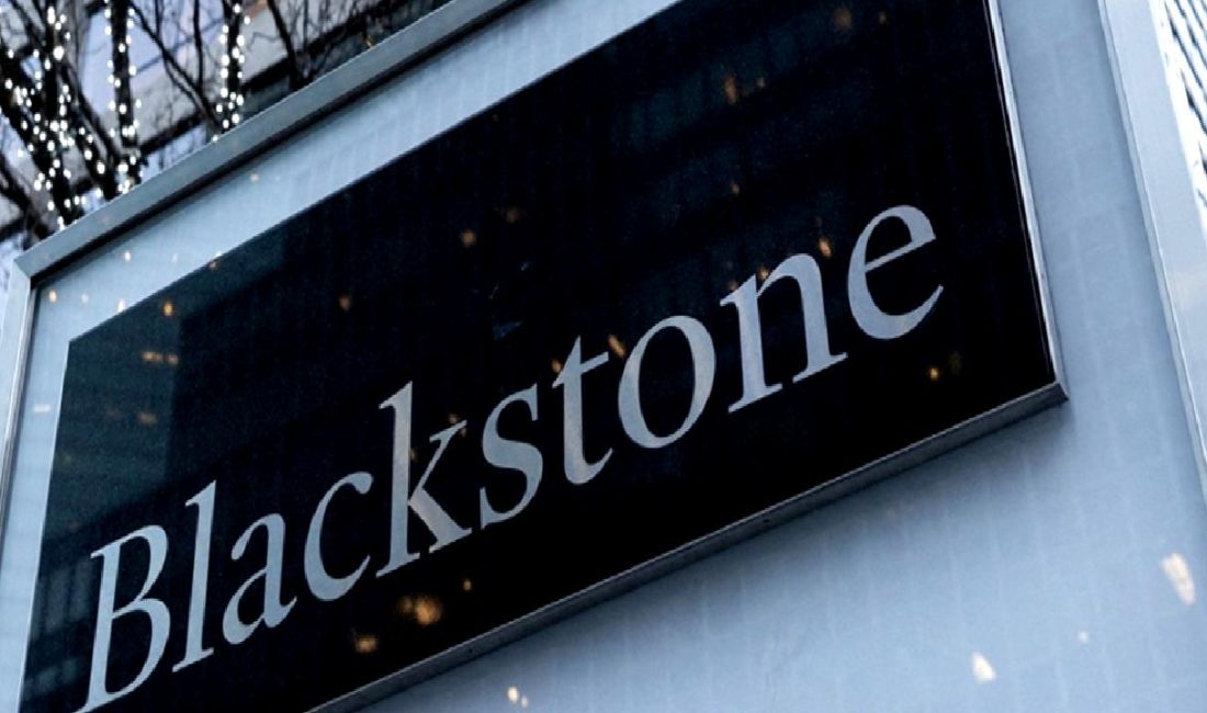 Blackstone, Jersey Mike’s Subs’ta Çoğunluk Hissesi Satın Alıyor Blackstone, popüler sandviç zinciri Jersey Mike's Subs'ta çoğunluk hissesini satın