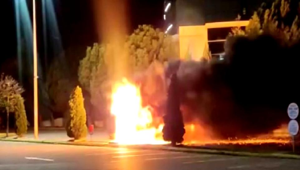 Bursa'da meydana gelen midibüs yangını olayının detaylarını ve son gelişmeleri