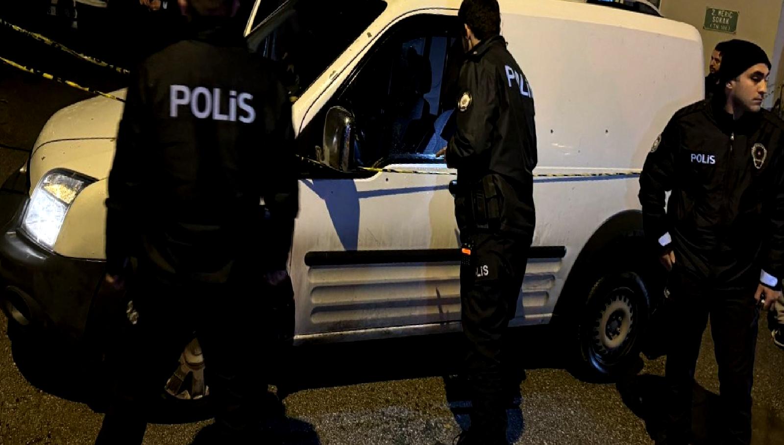 Bursa'da gerçekleşen silahlı saldırıda Kenan C. ağır yaralandı. Olayın detayları