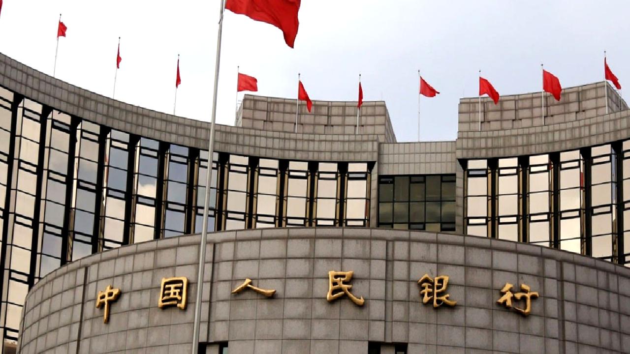 Çin Merkez Bankası, ekonomik büyümeyi desteklemek amacıyla tarihi bir nakit