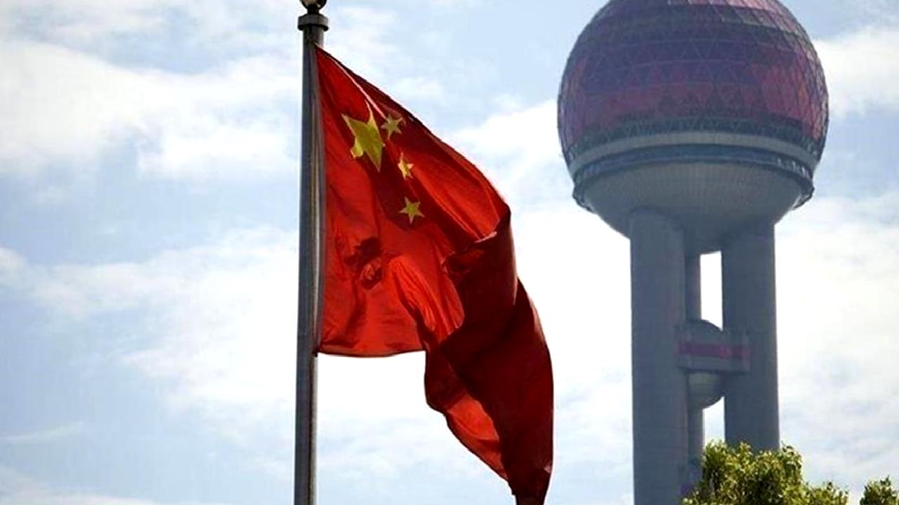 Çin'de resmi tatil düzenlemeleri ve uzatmaları hakkında kapsamlı bilgi edinin.