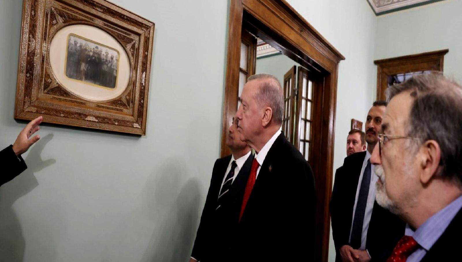 Cumhurbaşkanı Erdoğan, Atatürk Müze Köşkü'nü ziyaret ederek, Ulu Önder Mustafa