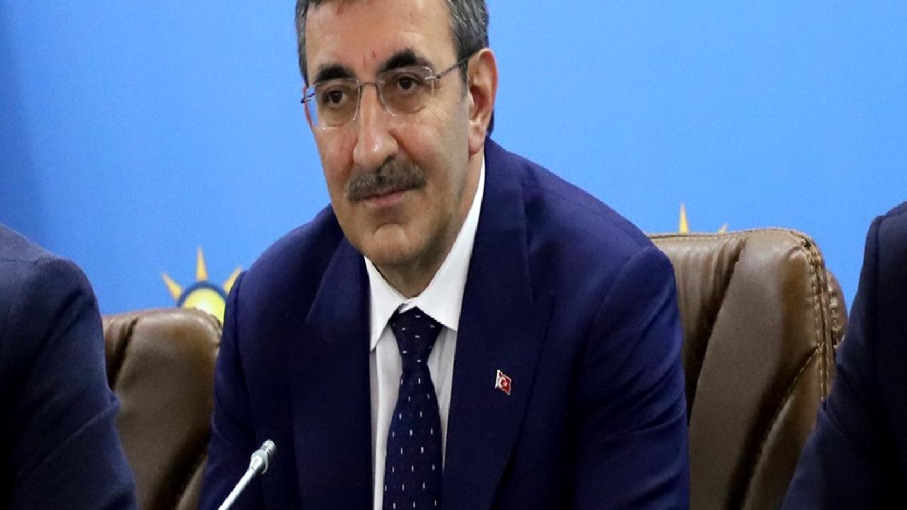 Denizli İş Dünyası Buluşması'nda ekonomik büyüme ve enflasyon konuları detaylı