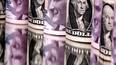 Dolar/TL ve Euro/TL'deki hareketlilik, altın fiyatlarındaki artış ve jeopolitik riskler