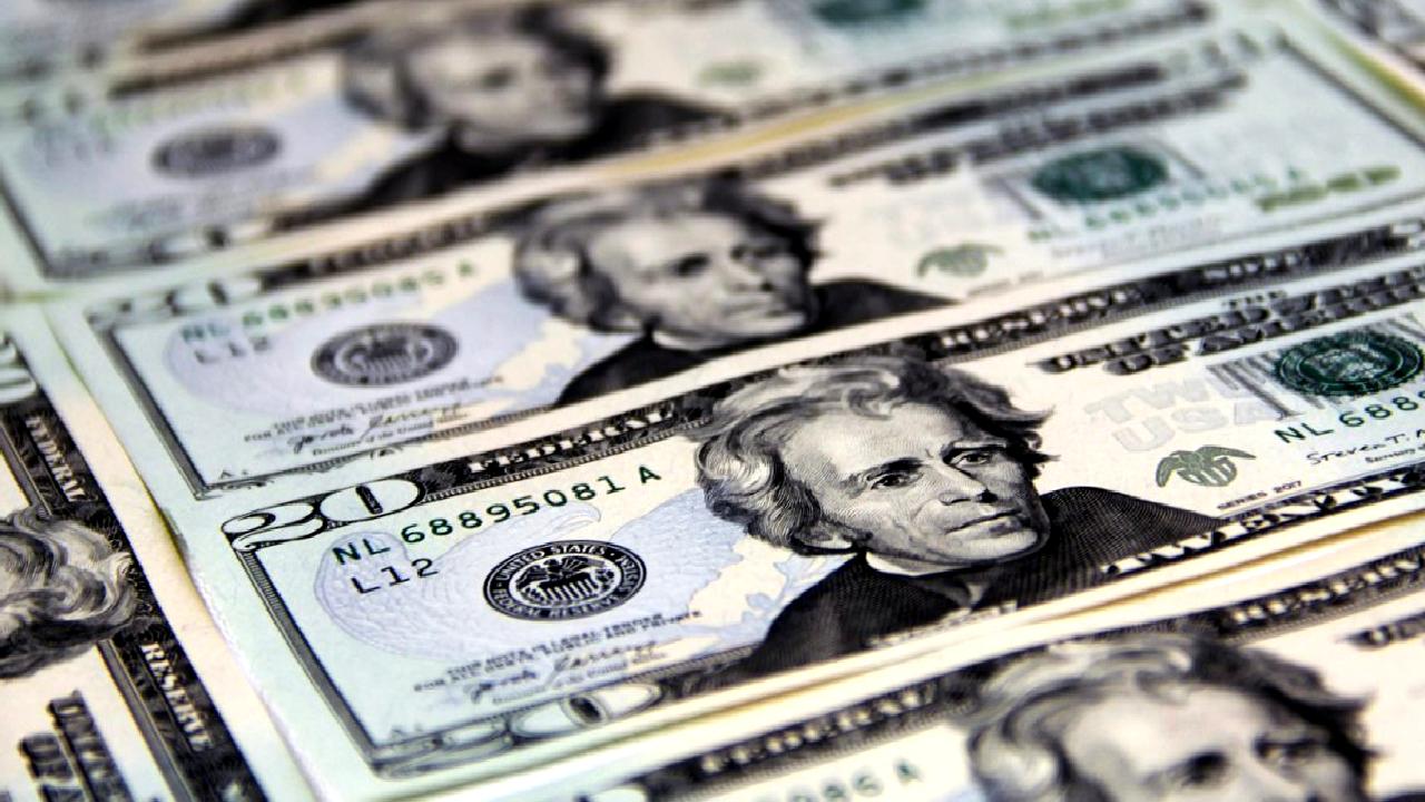 Döviz kurları ve altın fiyatlarındaki güncel durumu keşfedin. Piyasalardaki son